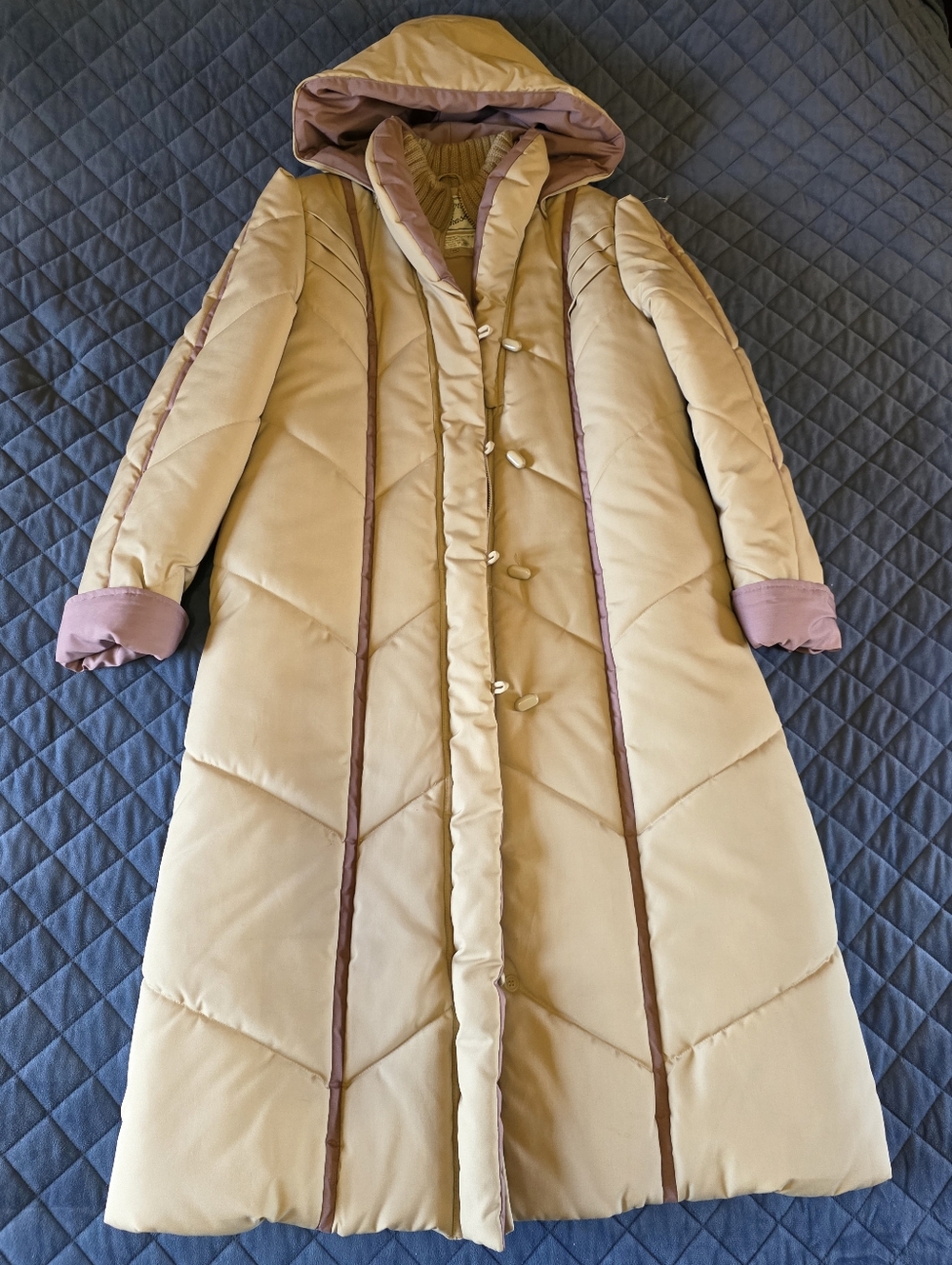 Vintage Long Hooded Puffer Coat in Beige with Mauve Trim